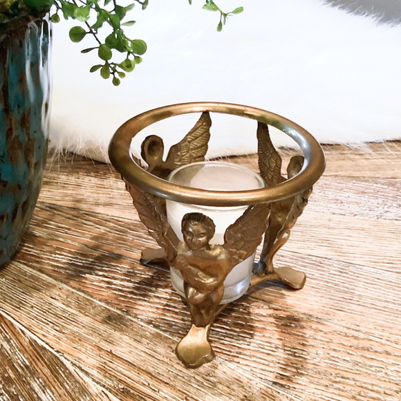 VINTAGE BRASS CANDLE HOLDER - Picture 6 of 8